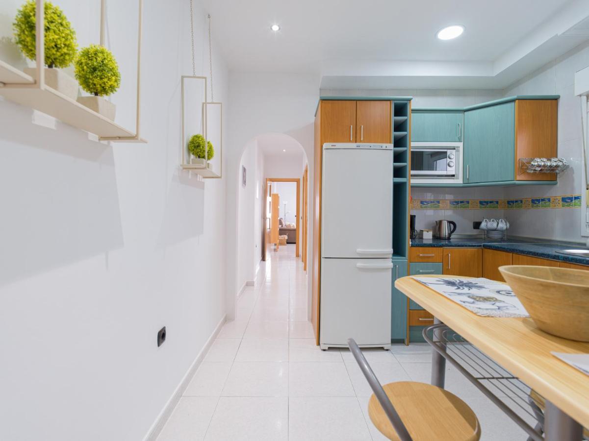 Homeforguest Modern Apartment In The Centre Of Puerto Del Rosario Puerto del Rosario  Bagian luar foto